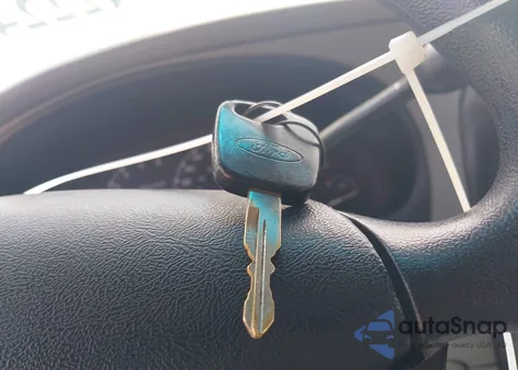 2001 Ford Explorer Xls from USA, damaged, VIN 1FMDU62E51ZA79188